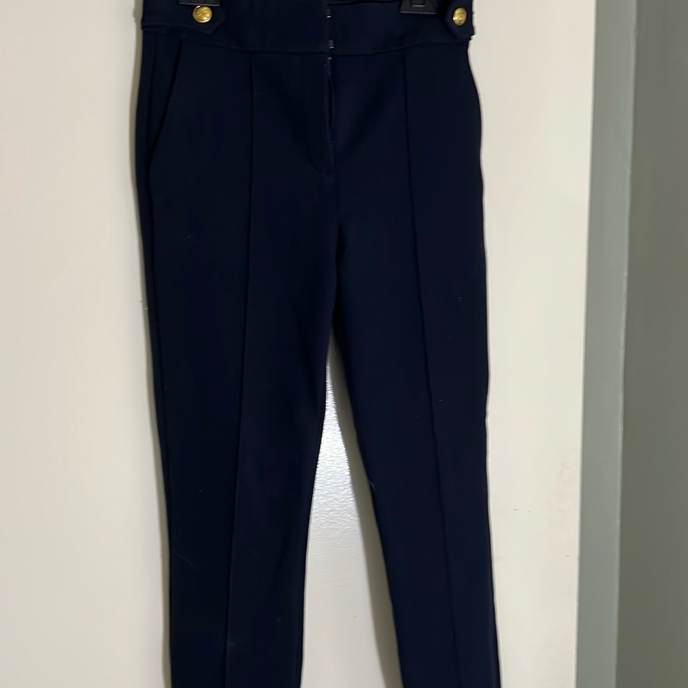 Woman’s Pants